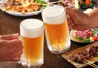 中年の1日2杯以上の飲酒は、高血圧や糖尿病よりも脳卒中の危険を高める!