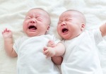 少子化なのに双子や三つ子の割合が増加! 急がれる子育てサポートの整備