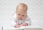 三つ子の魂百まで!?　赤ちゃんの脳のシナプスが1〜3歳頃にピークを迎えるのはなぜ？
