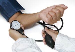 “血圧120”で高血圧は本当か!?　基準値の改定で男性43.3%、女性38%が対象に