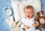 赤ちゃんの睡眠リズムを整えるには？体内時計を光や食事時間で調整